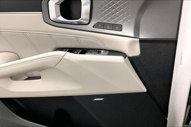 Used 2023 Kia Sorento SX Prestige image 30