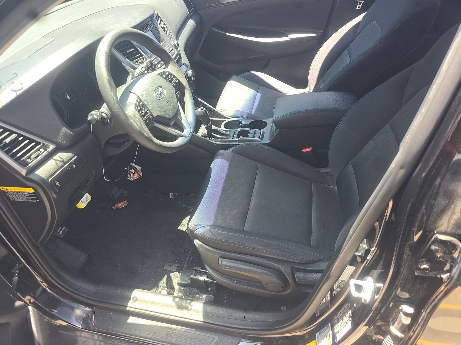 Used 2018 Hyundai Tucson SE FWD image 2