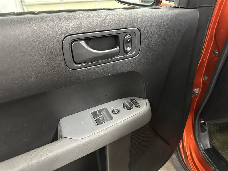 Used 2004 Honda Element EX image 31