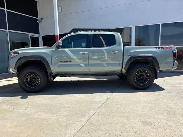 Used 2023 Toyota Tacoma TRD Off-Road image 8