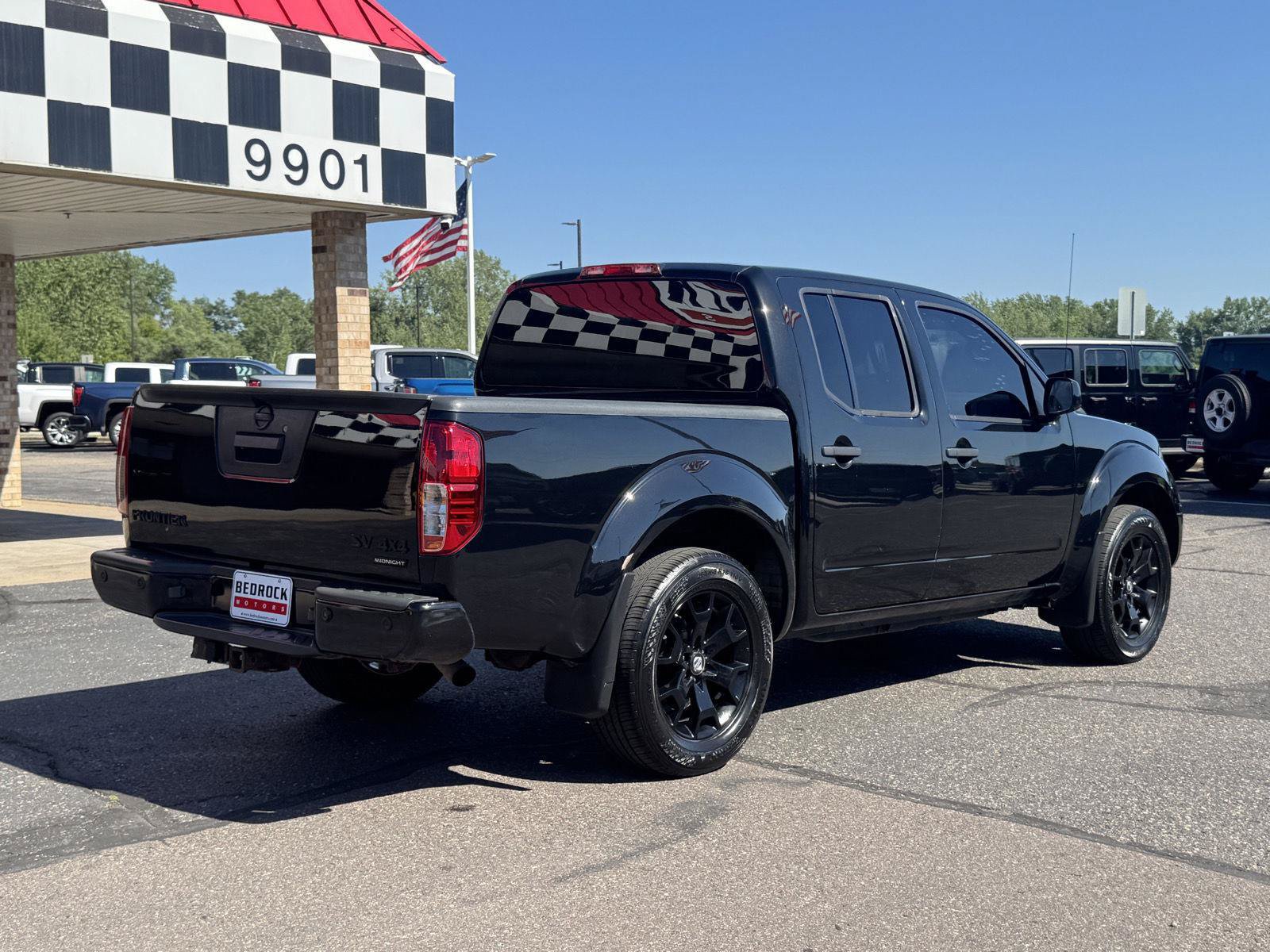 Used 2019 Nissan Frontier SV w/ Value Truck Package AWD/4WD image 7