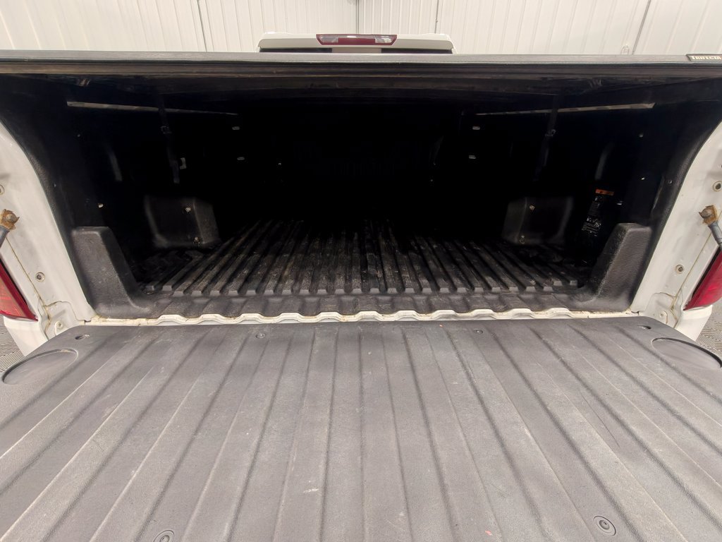 Used 2019 Chevrolet Silverado 1500 LT w/ All-Star Edition AWD/4WD image 21