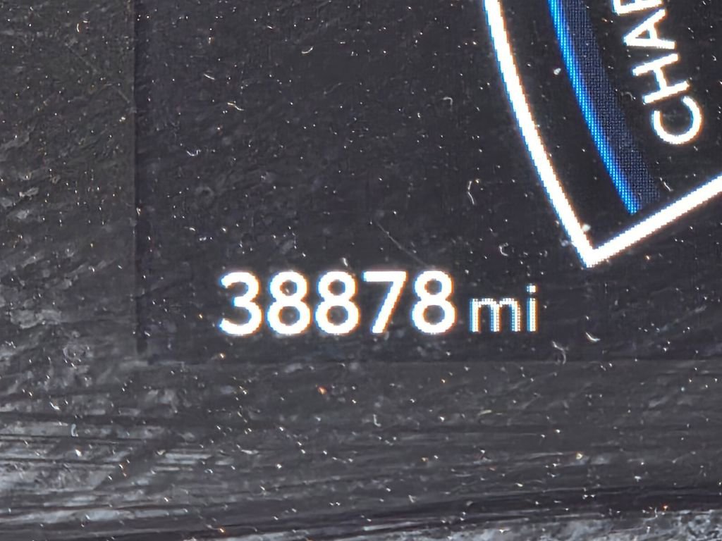 Used 2025 Toyota Camry SE image 24