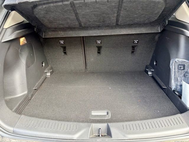 Used 2023 Buick Encore GX Select image 17