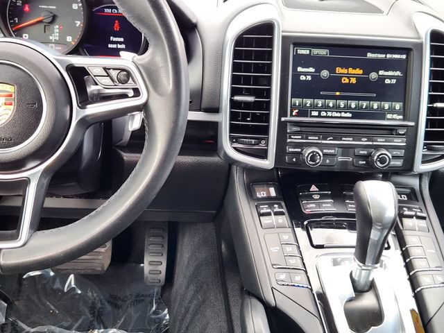 Used 2016 Porsche Cayenne AWD/4WD image 27