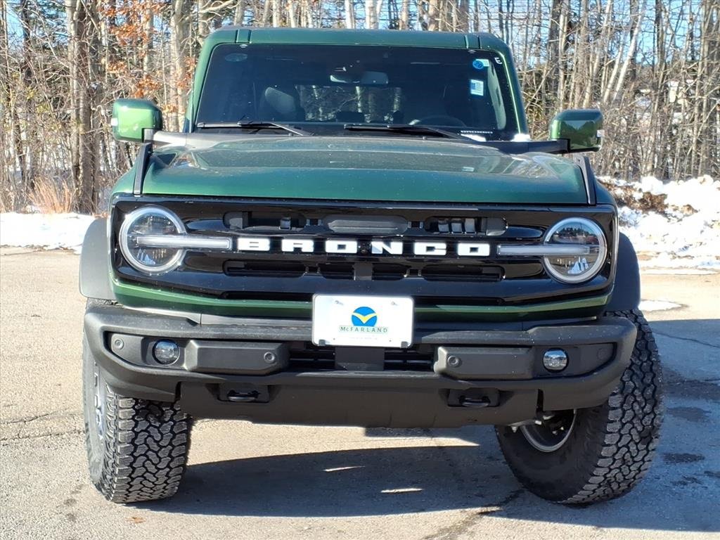 New 2025 Ford Bronco Outer Banks w/ Sasquatch Package image 3