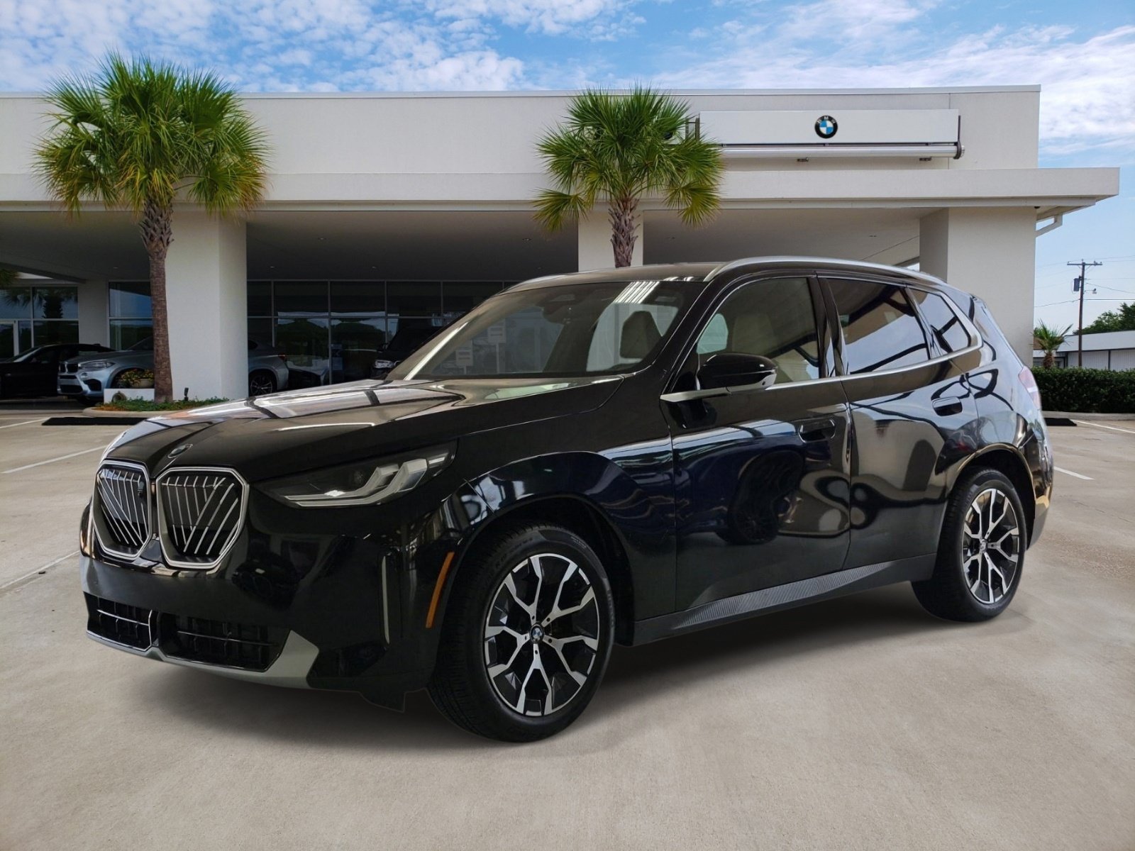 Certified 2025 BMW X3 xDrive30i w/ Premium Package AWD/4WD image 1