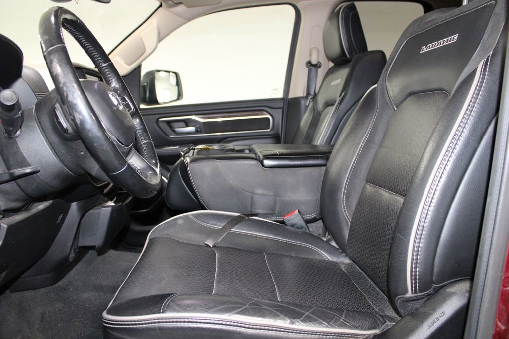Used 2019 RAM 1500 Laramie AWD/4WD image 18