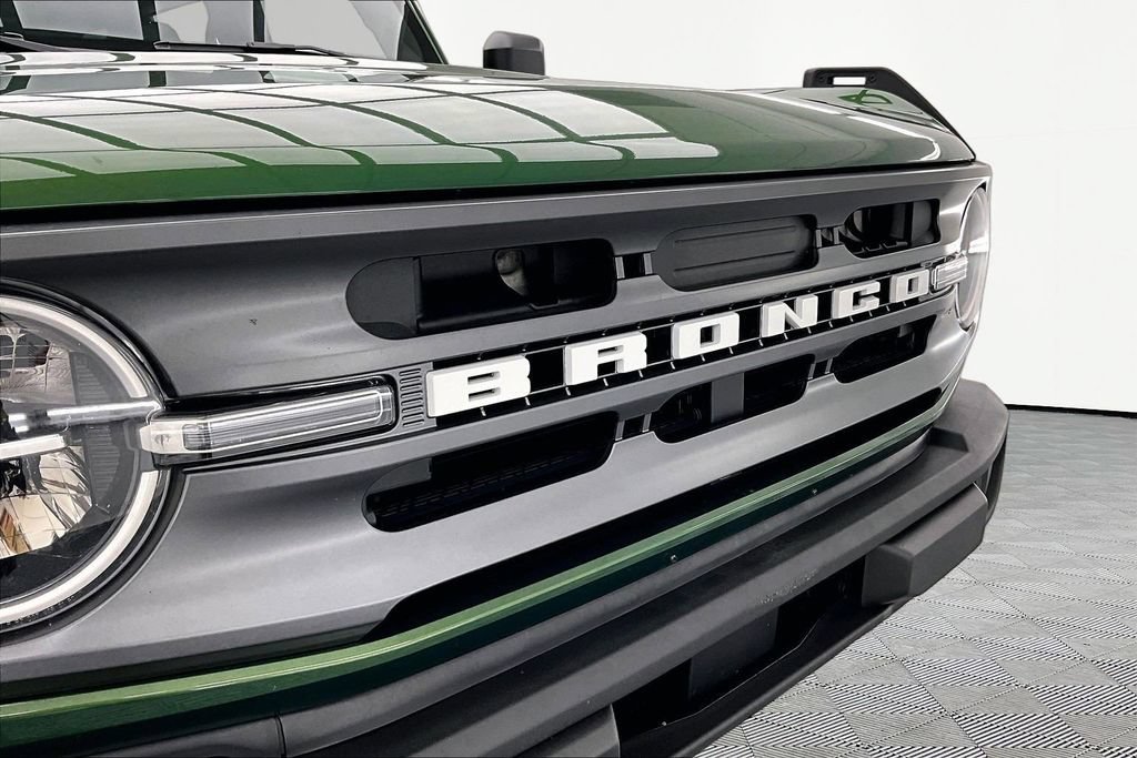Certified 2024 Ford Bronco Big Bend w/ Sasquatch Package AWD/4WD image 28