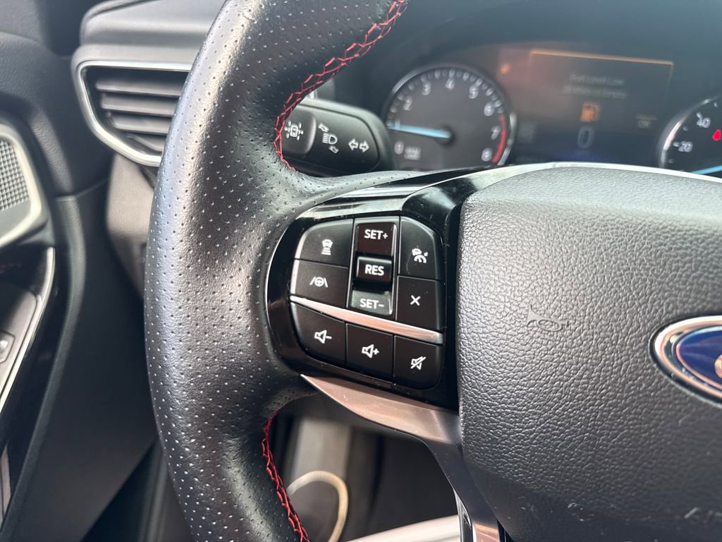 Used 2022 Ford Explorer ST-Line w/ Class IV Trailer Tow Package image 40