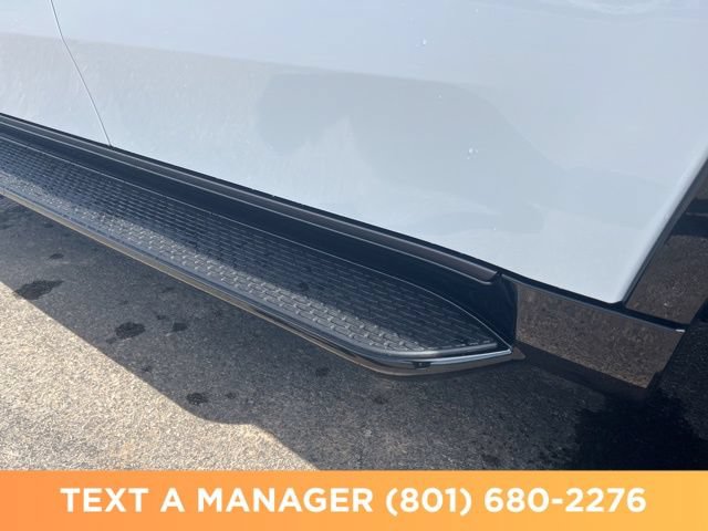 New 2026 Jeep Grand Wagoneer Limited w/ 8-Passenger Seating Package AWD/4WD image 15
