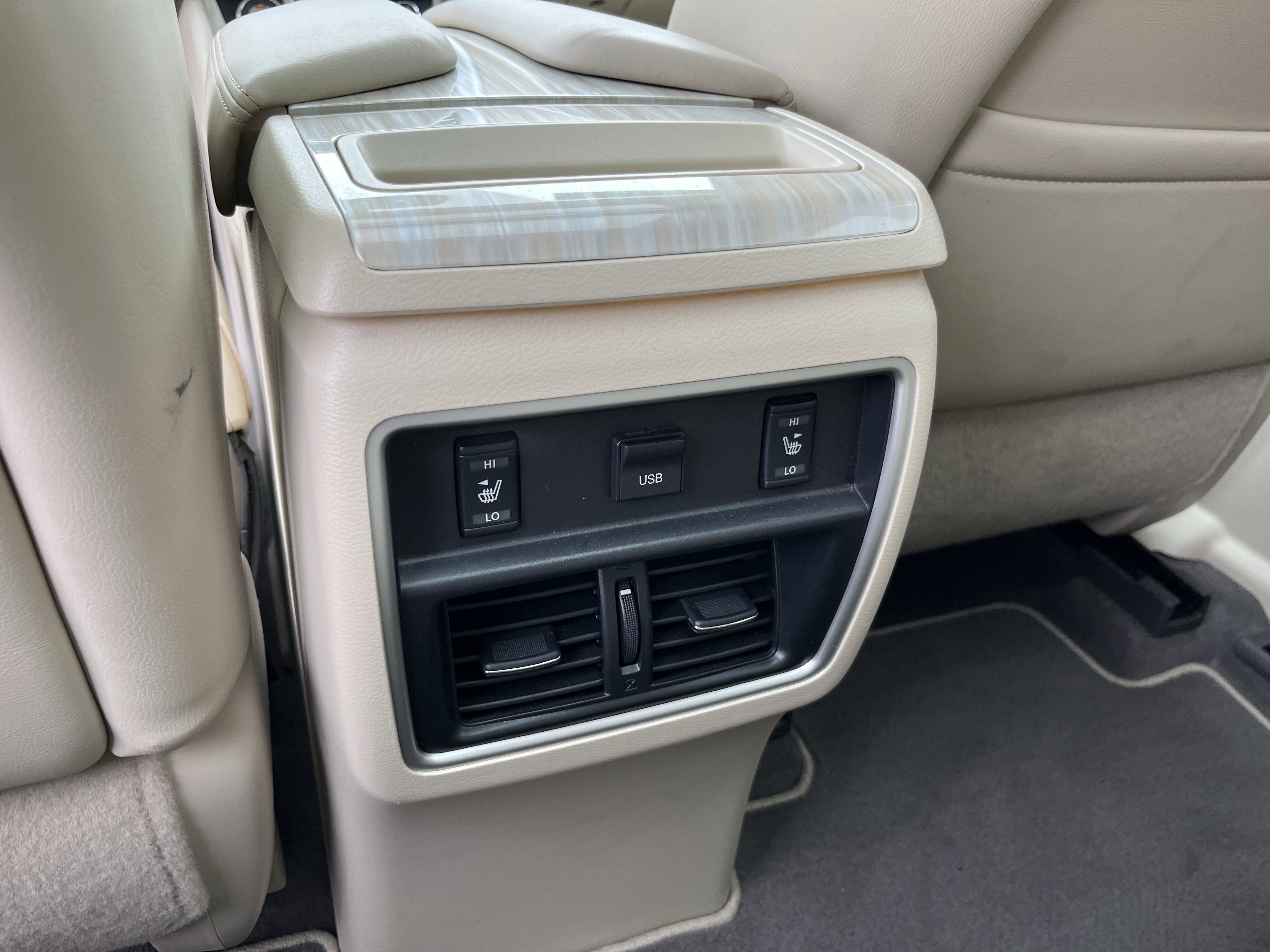 Used 2016 Nissan Murano Platinum w/ Platinum Technology Package image 17