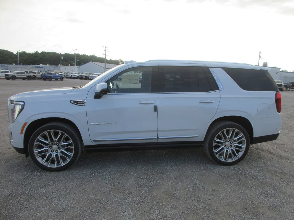 New 2026 GMC Yukon Denali w/ Denali Reserve Package AWD/4WD image 7