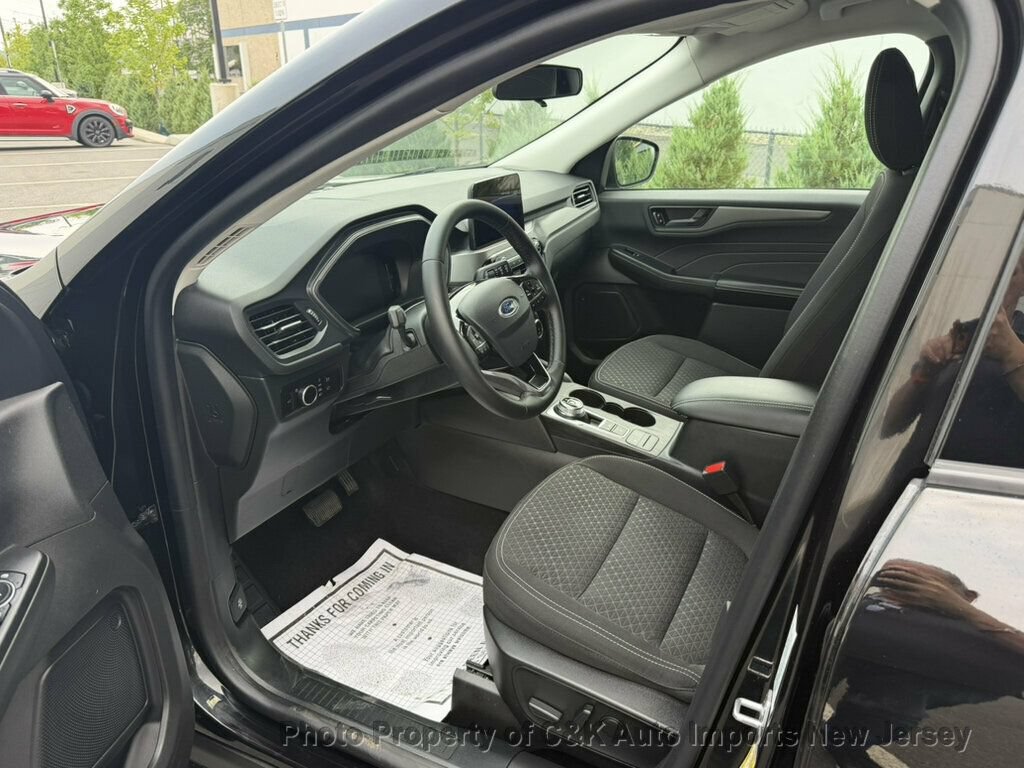 Used 2023 Ford Escape Active AWD/4WD image 11