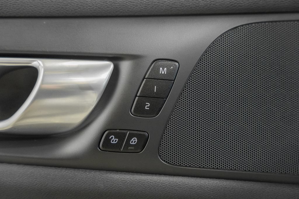 Used 2024 Volvo S60 B5 Core FWD image 33