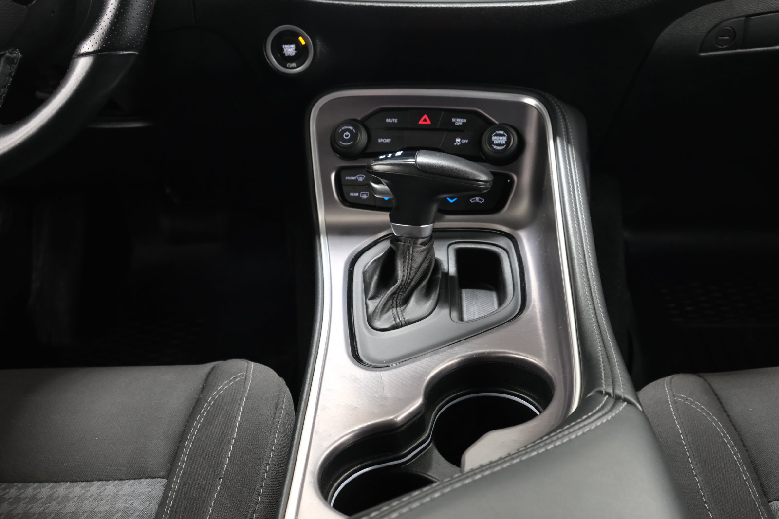 Used 2021 Dodge Challenger SXT RWD image 15