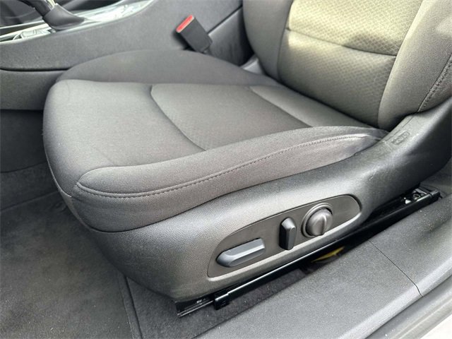 Used 2023 Chevrolet Malibu LT image 17