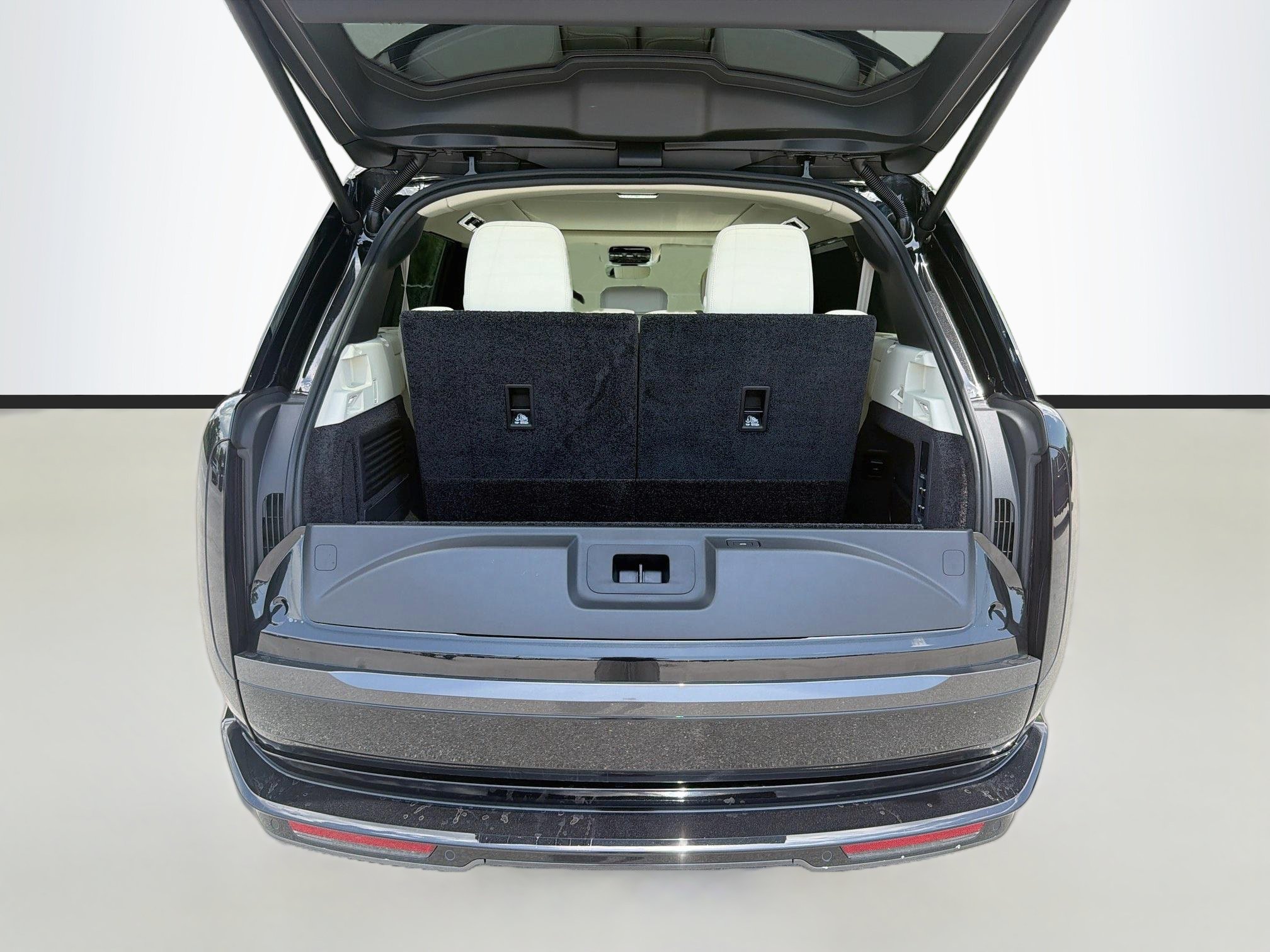 New 2026 Land Rover Range Rover Long Wheelbase SE AWD/4WD image 45