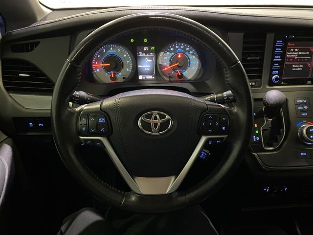 Certified 2019 Toyota Sienna SE Premium image 20