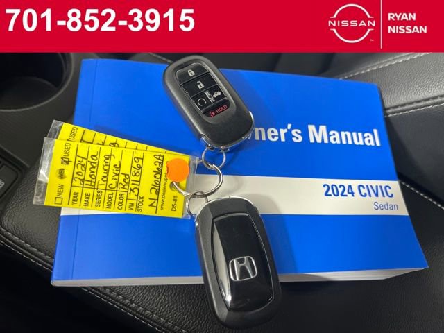 Used 2024 Honda Civic Touring image 15