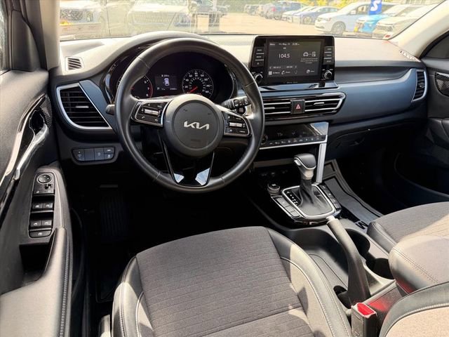 Used 2023 Kia Seltos S AWD/4WD image 7