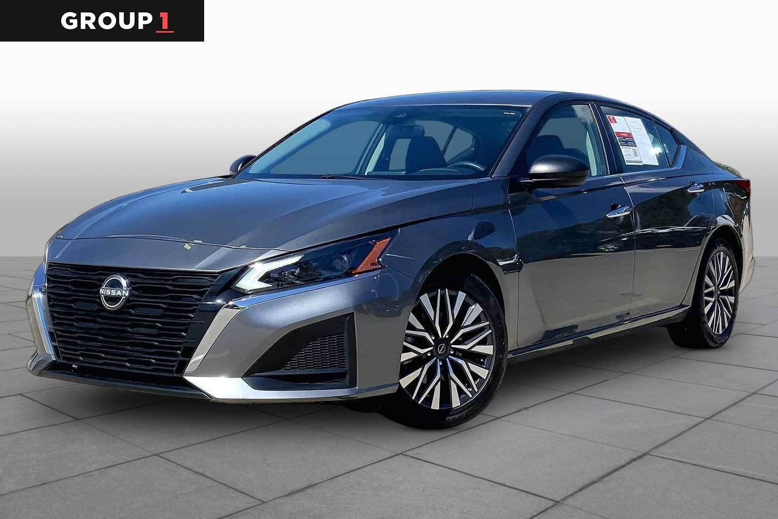 Used 2024 Nissan Altima 2.5 SV