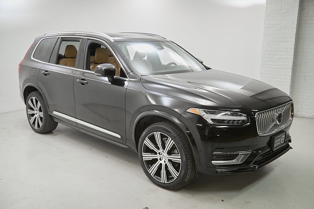 Certified 2023 Volvo XC90 B6 Ultimate w/ Protection Package Premier image 4