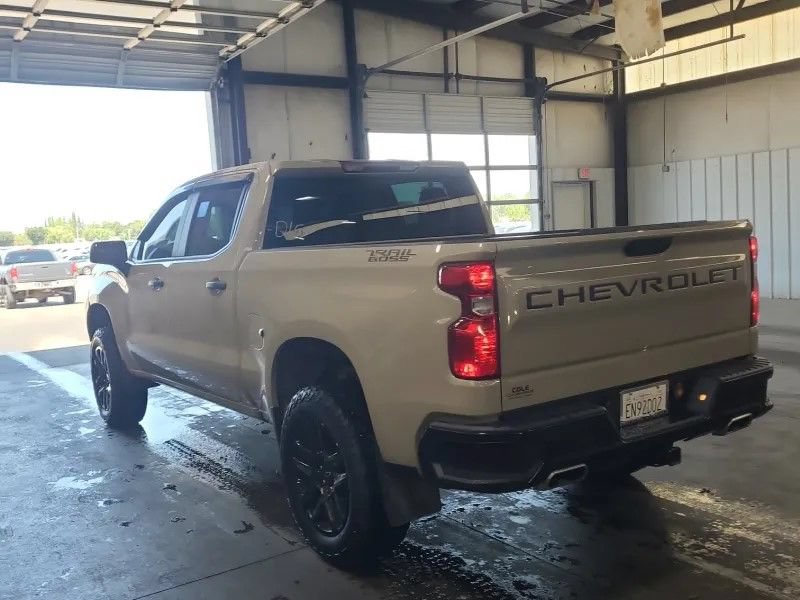 Used 2022 Chevrolet Silverado 1500 Custom Trail Boss AWD/4WD image 3