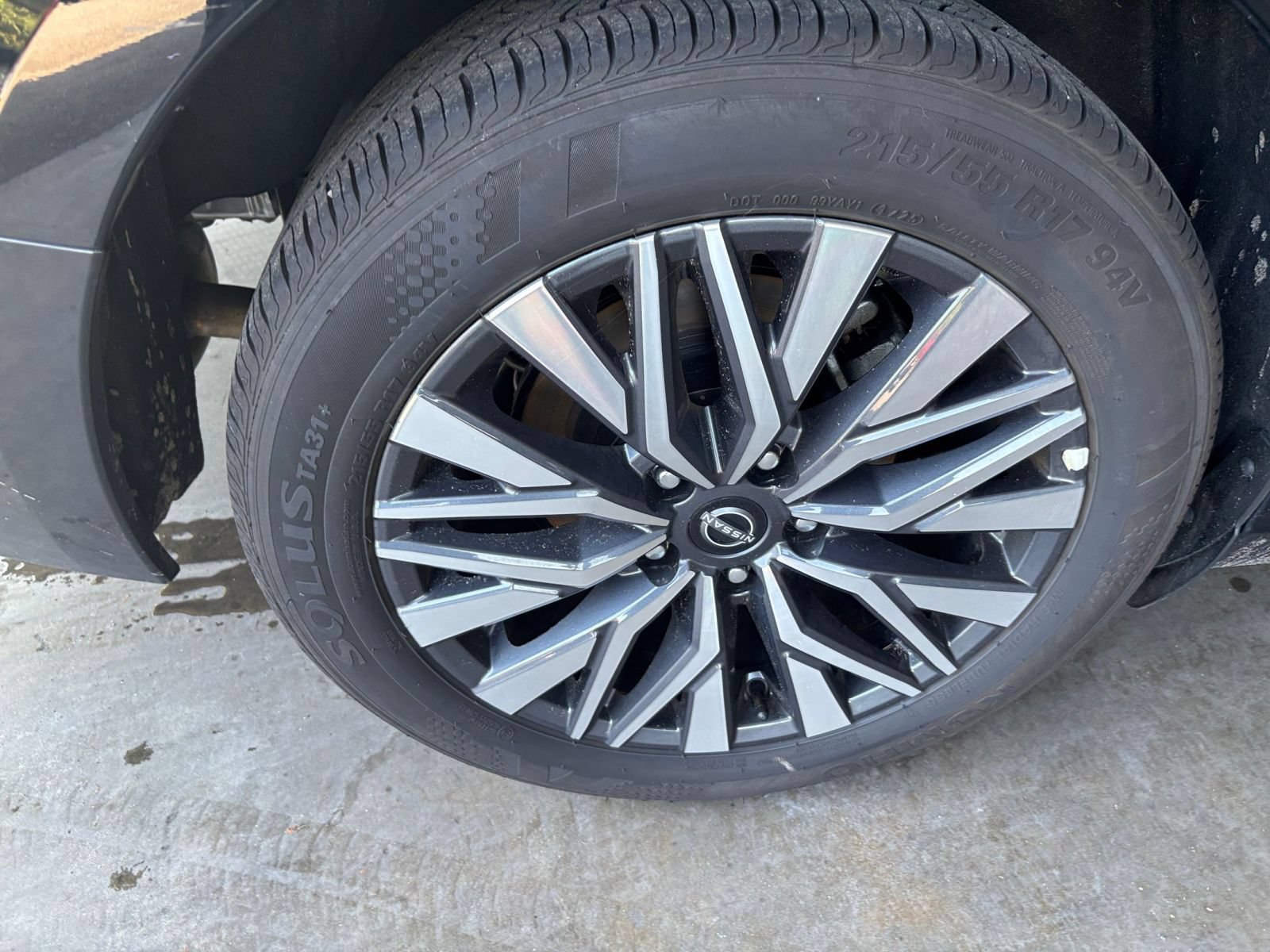 Used 2026 Nissan Altima 2.5 SV FWD image 30