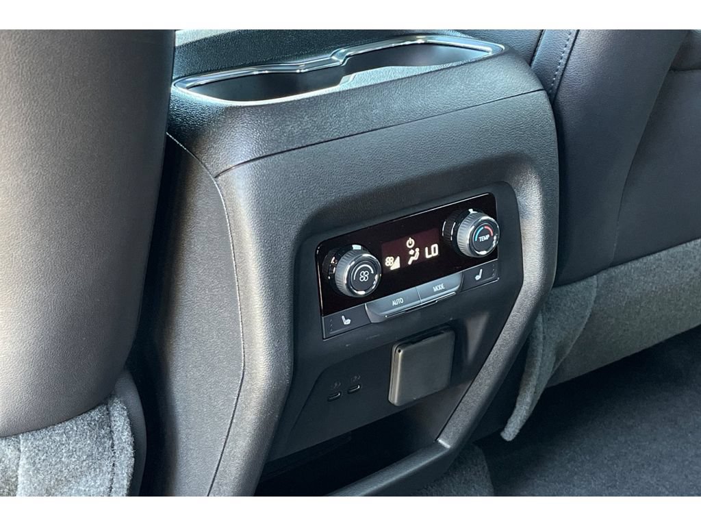 Used 2026 Chevrolet Traverse RS w/ LPO, Cargo Package FWD image 44