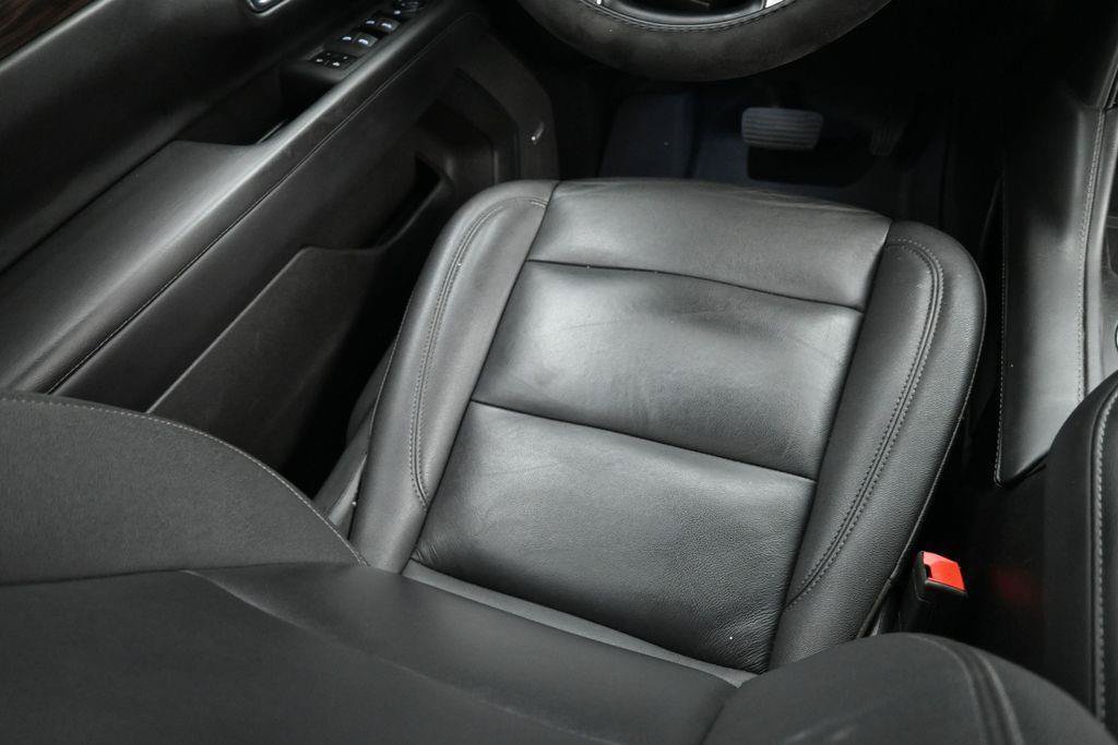 Used 2023 Chevrolet Tahoe LT RWD image 15