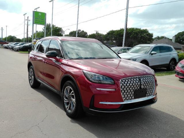 Used 2025 Lincoln Corsair FWD w/ Equipment Group 101A image 4