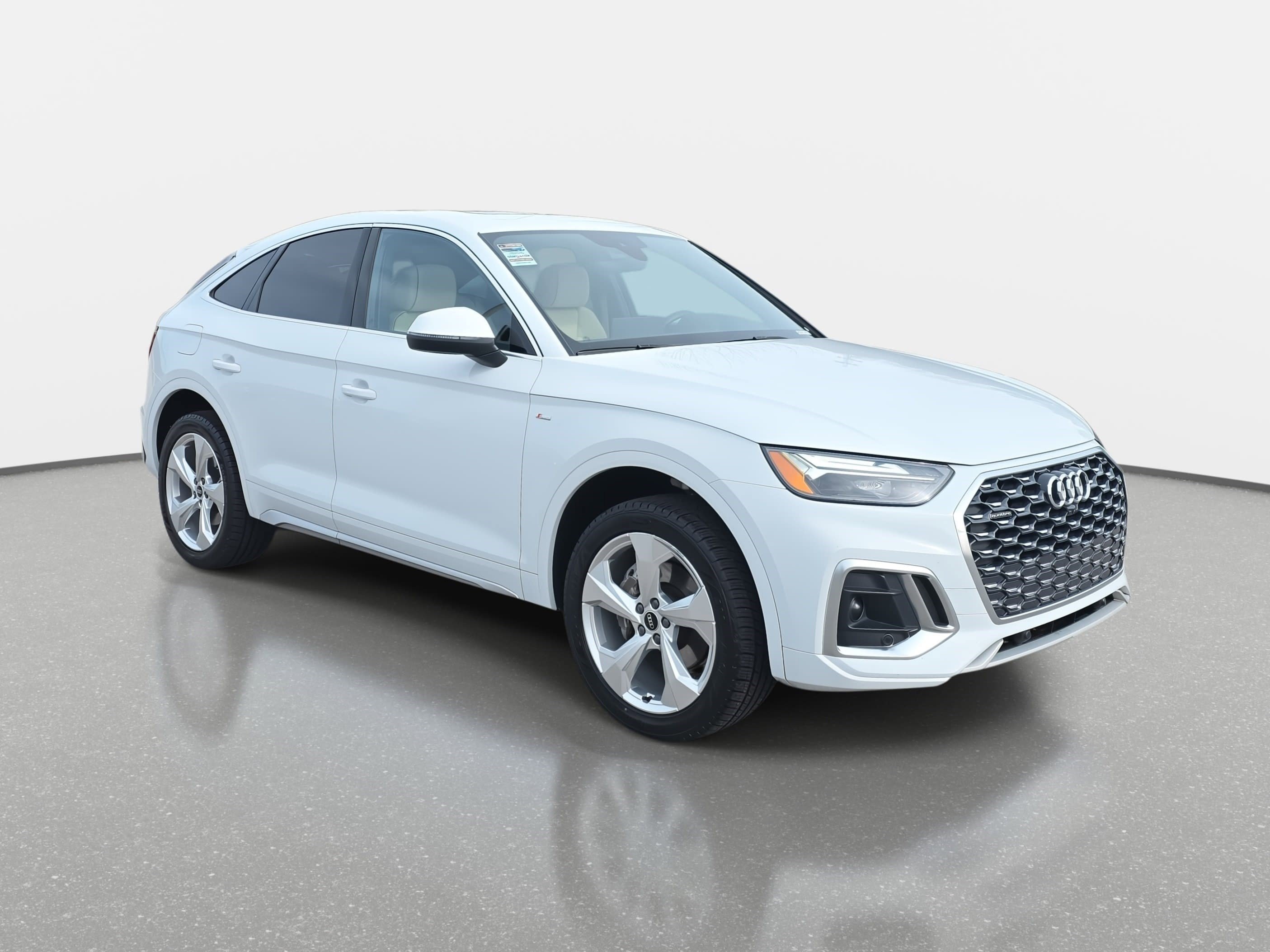 Used 2021 Audi Q5 2.0T Premium Plus w/ Premium Plus Package image 3
