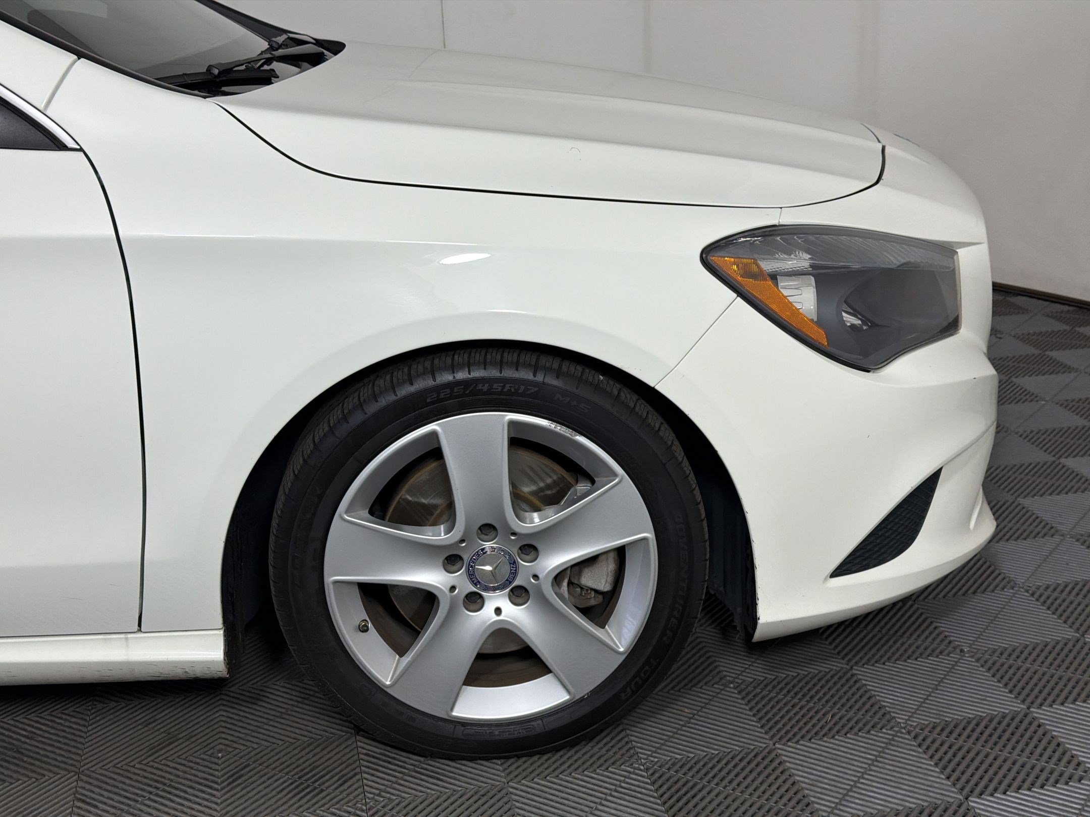 Used 2015 Mercedes-Benz CLA 250 4MATIC image 13