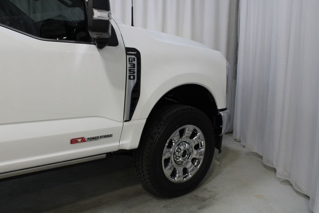 New 2026 Ford F350 Lariat w/ Lariat Ultimate Package AWD/4WD image 25