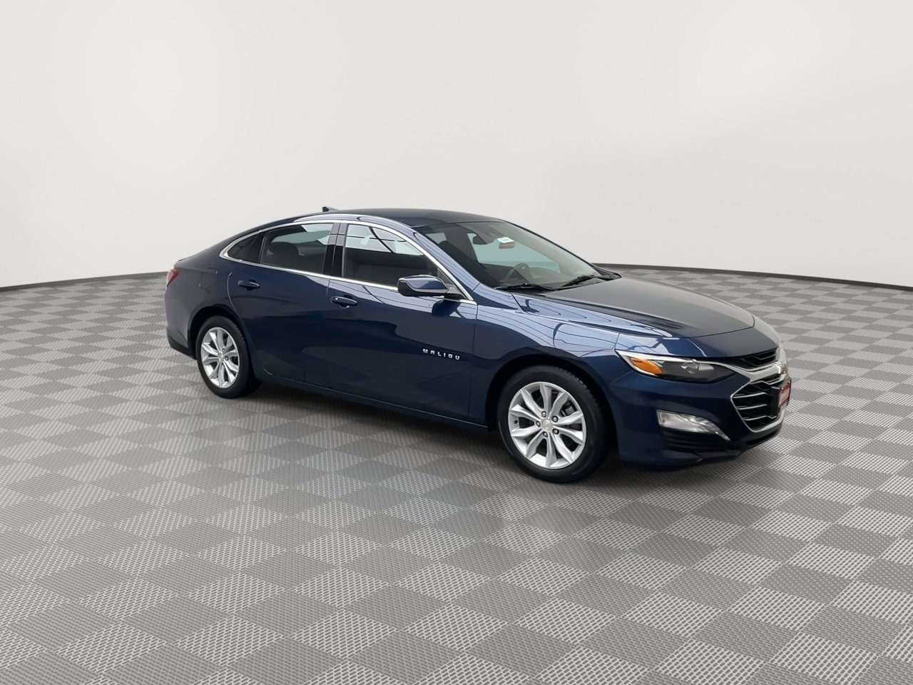 Used 2021 Chevrolet Malibu LT image 36