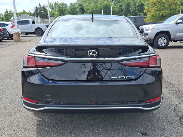 Used 2022 Lexus ES 250 w/ Premium Package AWD/4WD image 24