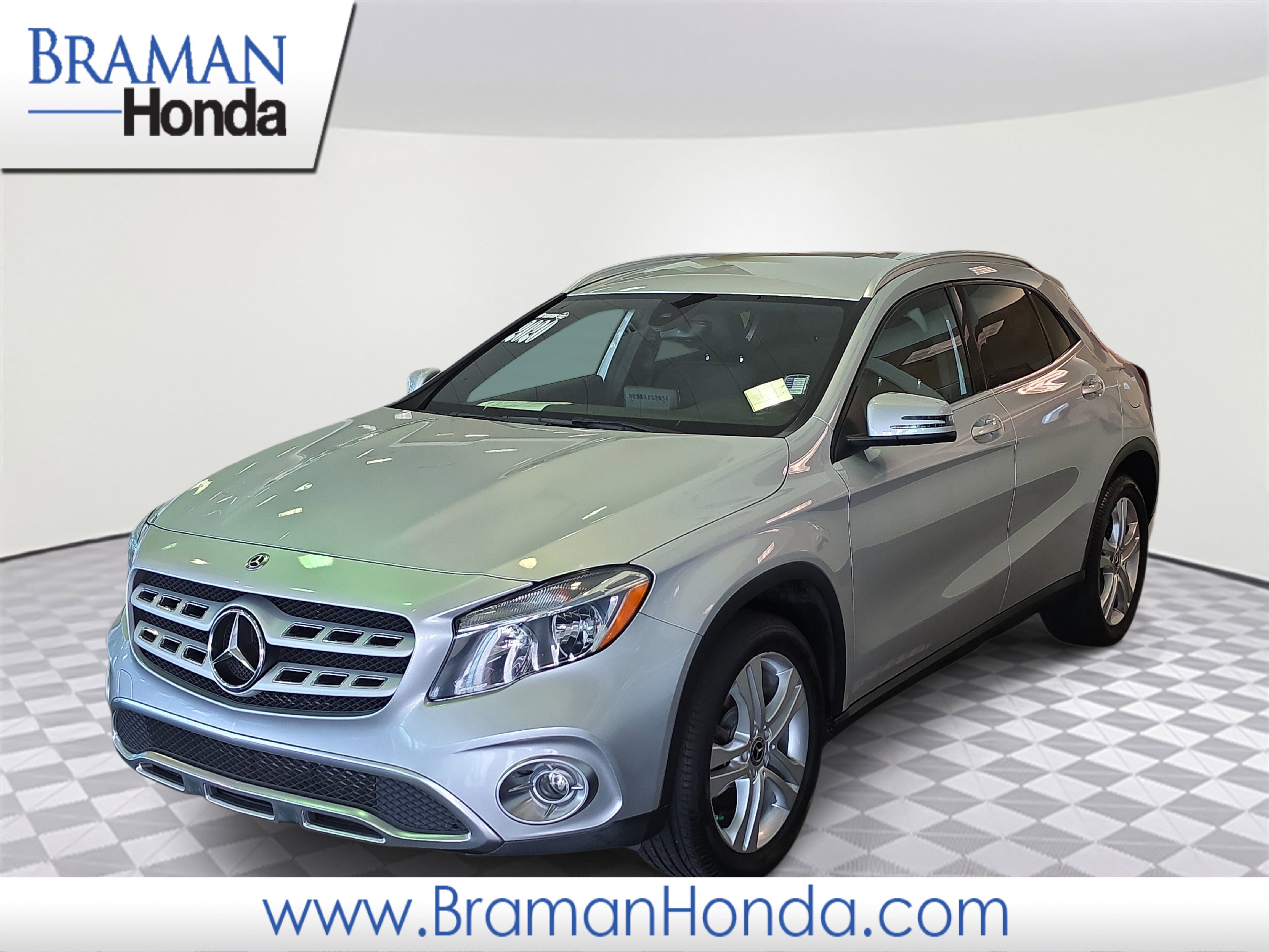 Used 2020 Mercedes-Benz GLA 250 4MATIC image 1