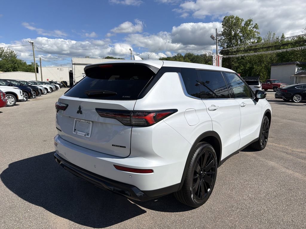 New 2026 Mitsubishi Outlander LE AWD/4WD image 6