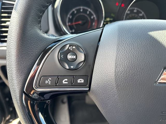 Used 2025 Mitsubishi Outlander Sport SE image 16