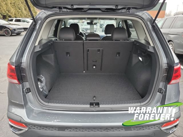 Used 2024 Volkswagen Taos SE image 17