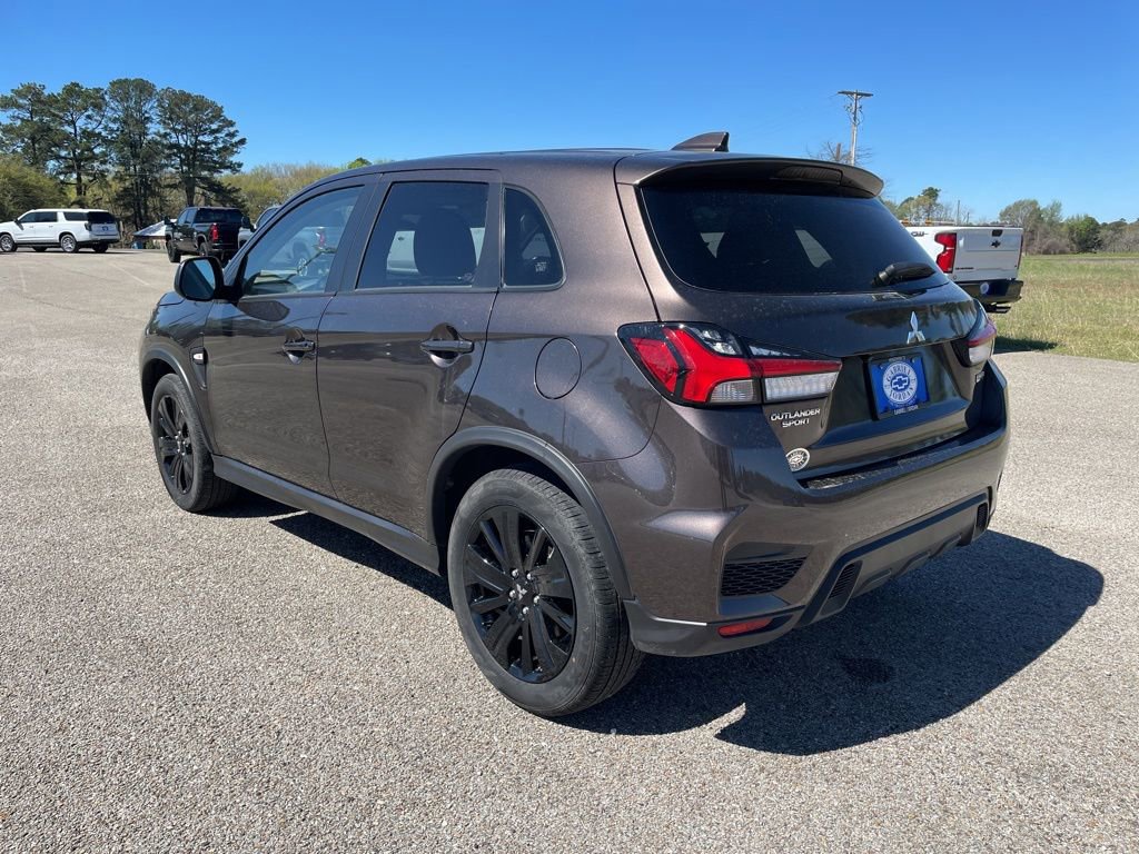 Used 2025 Mitsubishi Outlander Sport SE image 3
