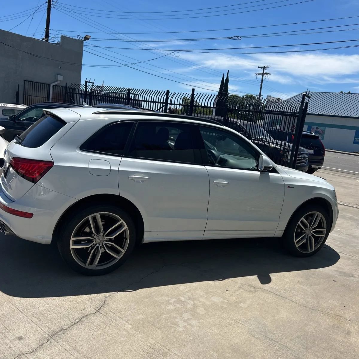 Used 2015 Audi SQ5 Prestige w/ Prestige Package AWD/4WD image 6