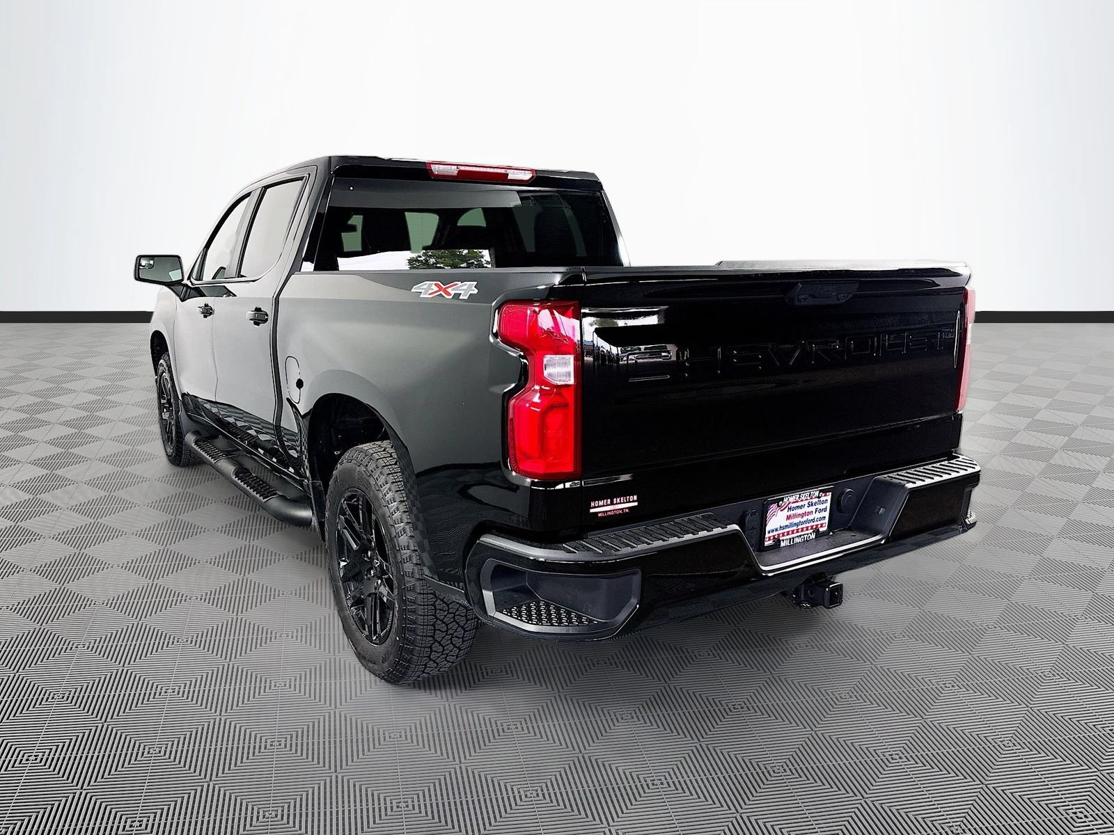 Used 2026 Chevrolet Silverado 1500 RST w/ RST Select Package AWD/4WD image 5
