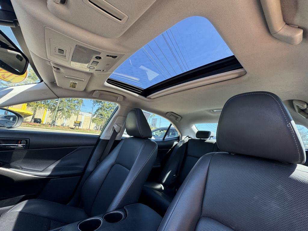 Used 2016 Lexus IS 200t image 15