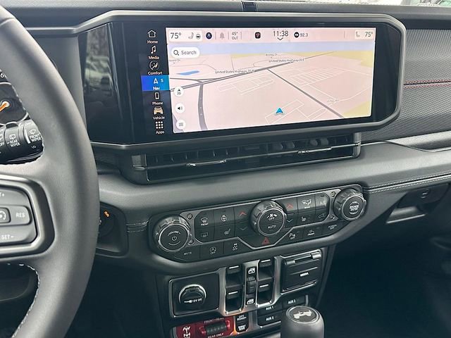 New 2026 Jeep Wrangler Unlimited Rubicon w/ Xtreme 35 Tire Package image 25