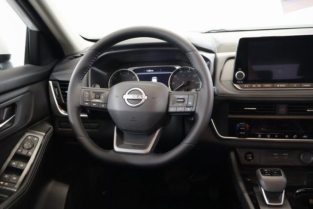 New 2026 Nissan Rogue SV image 12