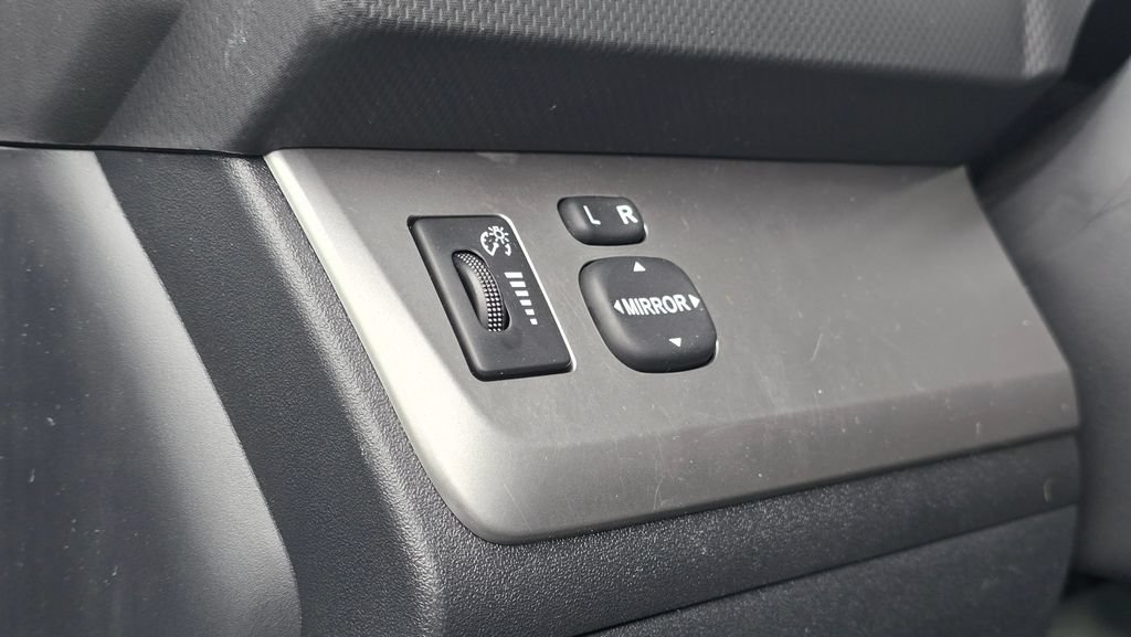 Used 2012 Scion xB FWD image 23