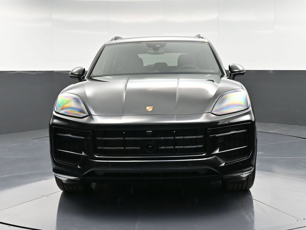 New 2026 Porsche Cayenne GTS image 11