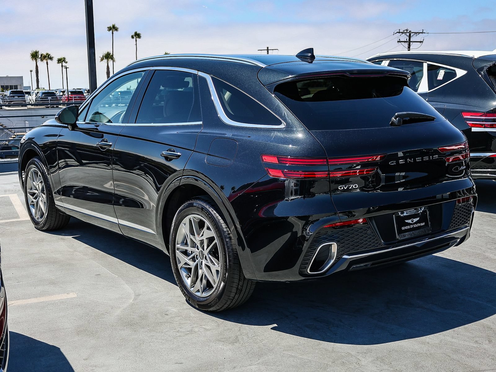 Used 2023 Genesis GV70 2.5T w/ Select Package AWD/4WD image 6